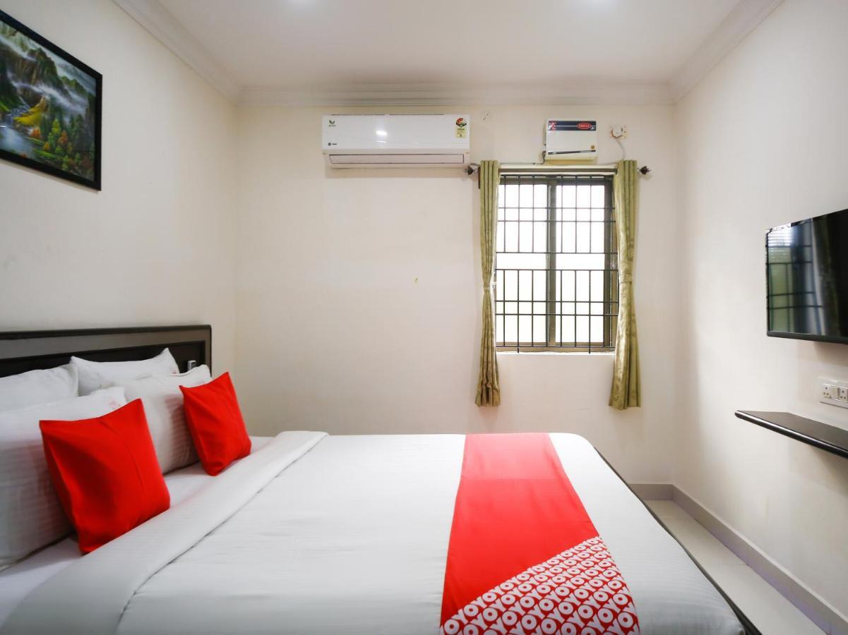 Madrasi Airport Hotel - Saibala Ченнаи Экстерьер фото