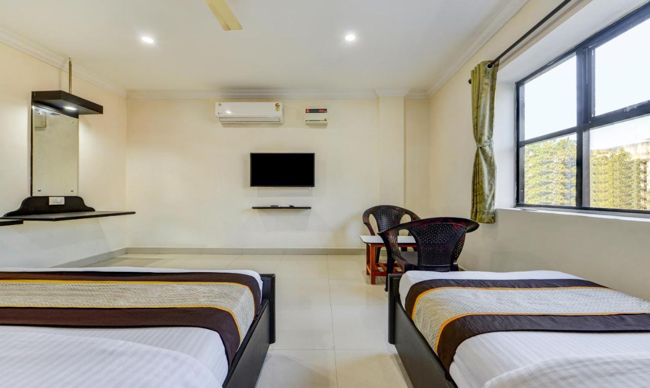 Madrasi Airport Hotel - Saibala Ченнаи Экстерьер фото