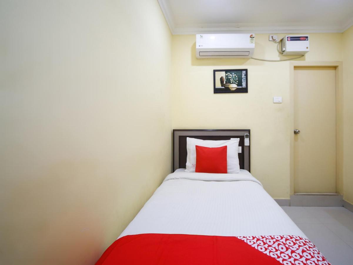 Madrasi Airport Hotel - Saibala Ченнаи Экстерьер фото